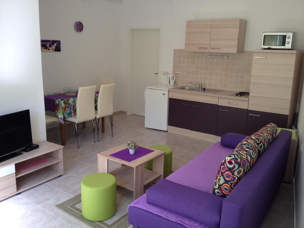 Apartaments Oma & Opa Banjol Exterior foto
