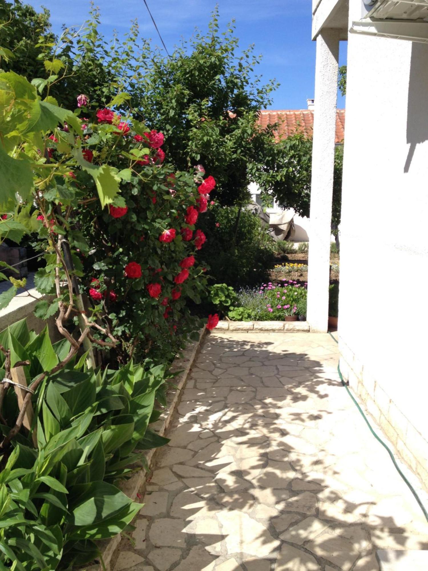 Apartaments Oma & Opa Banjol Exterior foto